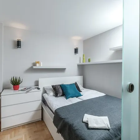 Warsaw Inside Solec III Apartment Exterior photo